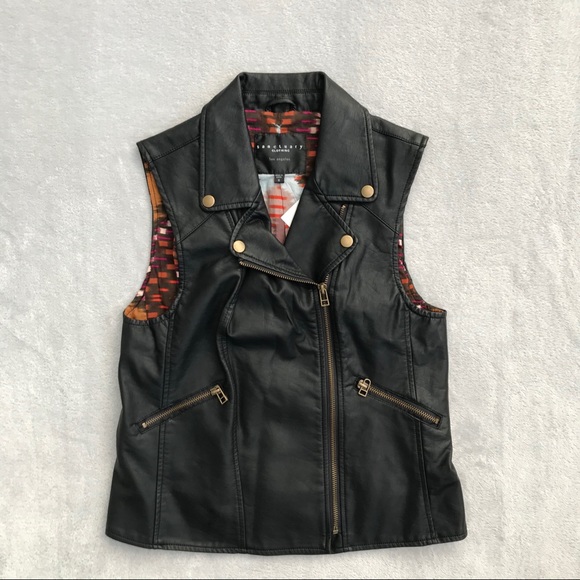 Sanctuary Jackets & Blazers - ❤️ HP! Sanctuary S black vegan faux leather vest